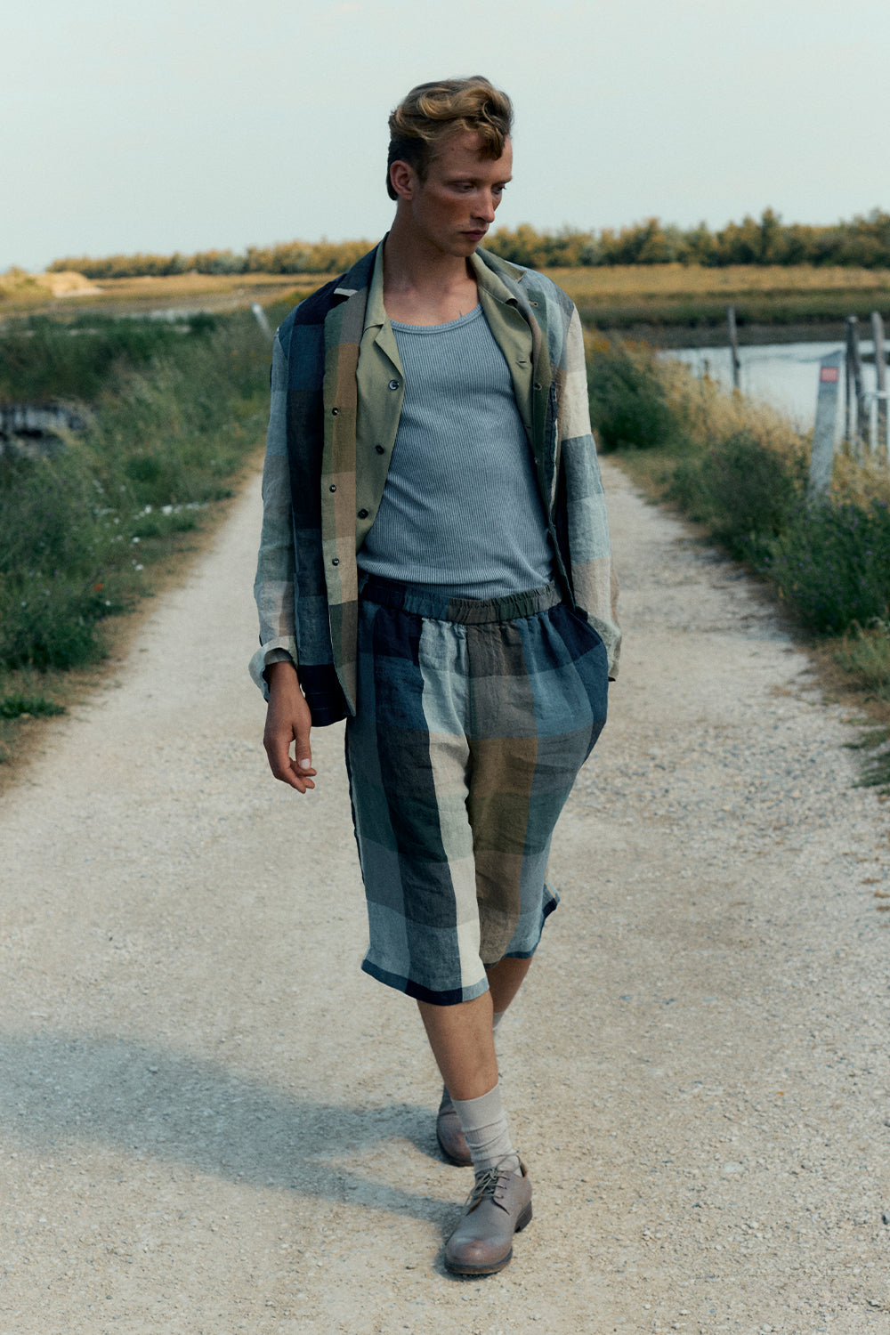 LOOK 9