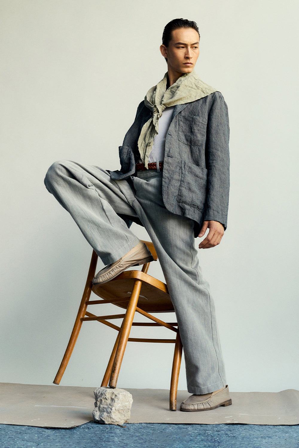 LOOK 13